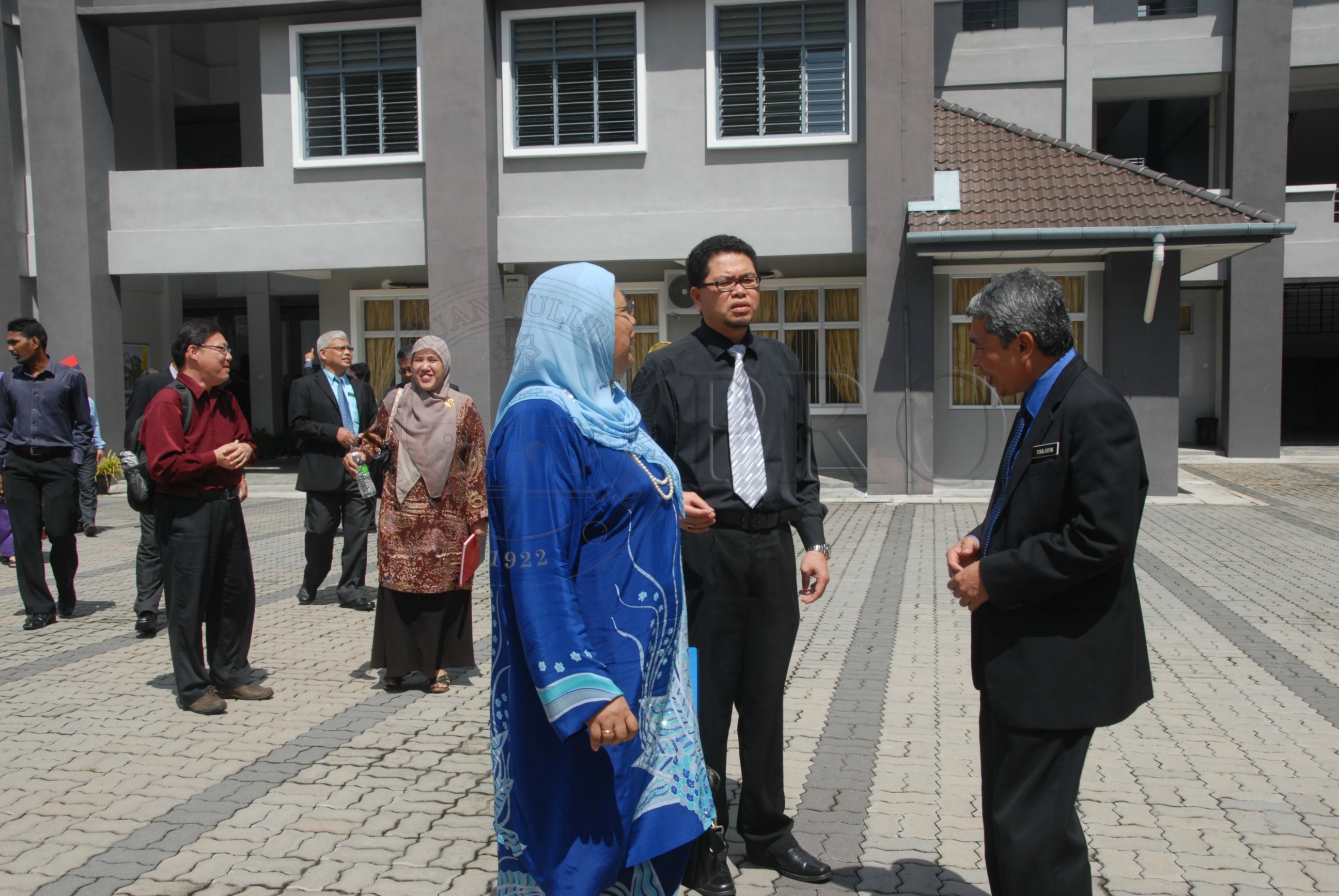 PRO 14 01 SEKOLAH FBA 8135